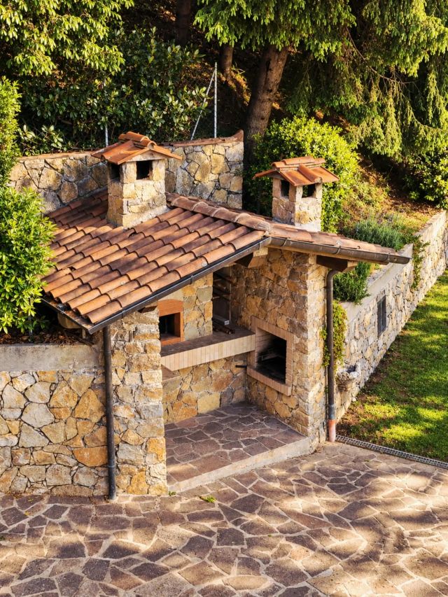 Serata pizza o barbecue d'autunno nel nostro giardino: forno a legna e grill in pietra. – Villa Marisa, casa vacanze in Versilia